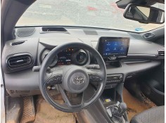 toyota yaris del año 2022 2