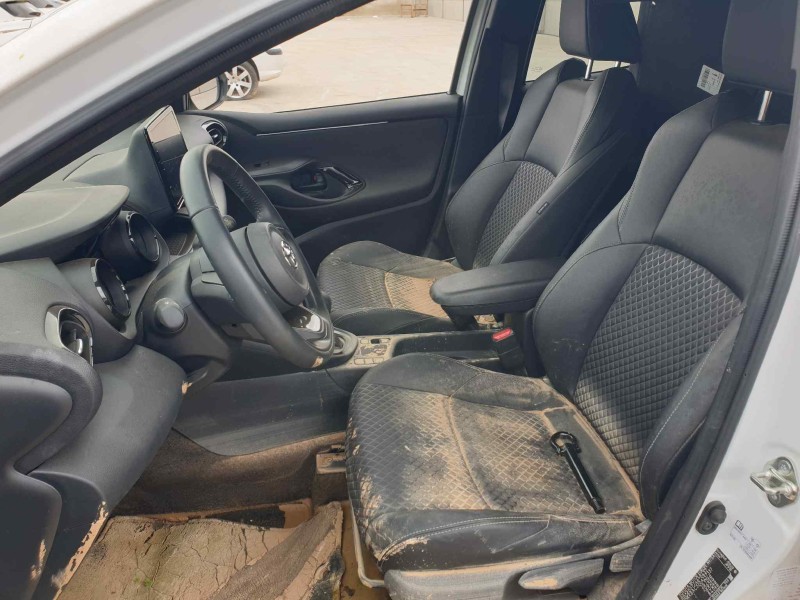 toyota yaris del año 2022