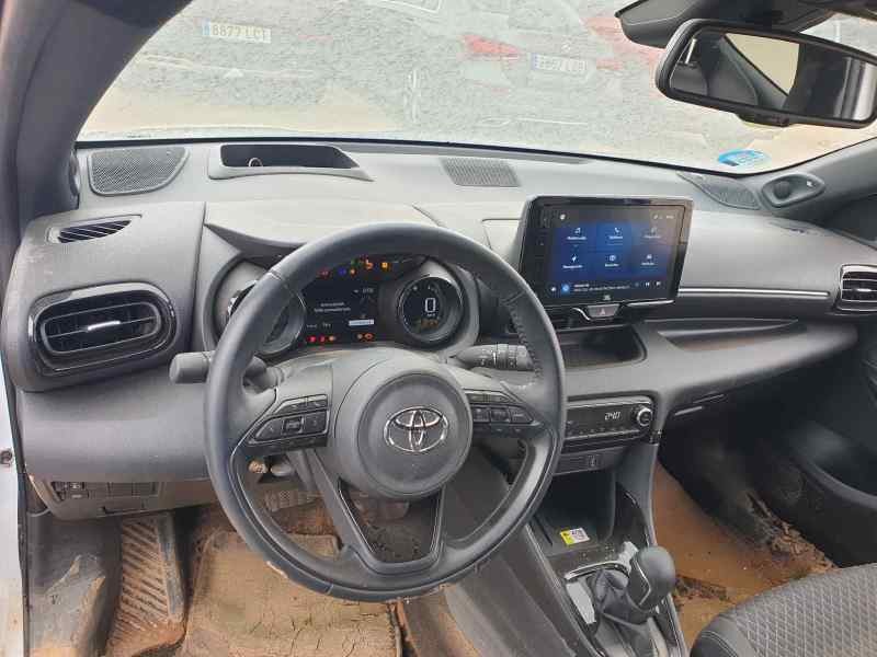 Recambio de kit airbag para toyota yaris hybrid referencia OEM IAM 55302K0061C0  