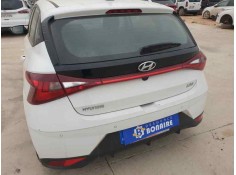 Recambio de porton trasero para hyundai i20 iii active referencia OEM IAM 72800Q0010