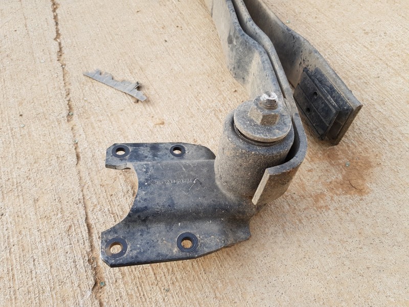 Recambio de ballesta trasera para nissan cabstar 01.04  tl 100.35 referencia OEM IAM 55200F3901 7485143192 552069X200 Recambio de ballesta trasera para nissan cabstar 01.04  tl 100.35 referencia OEM IAM 55200F3901 7485143192 552069X200