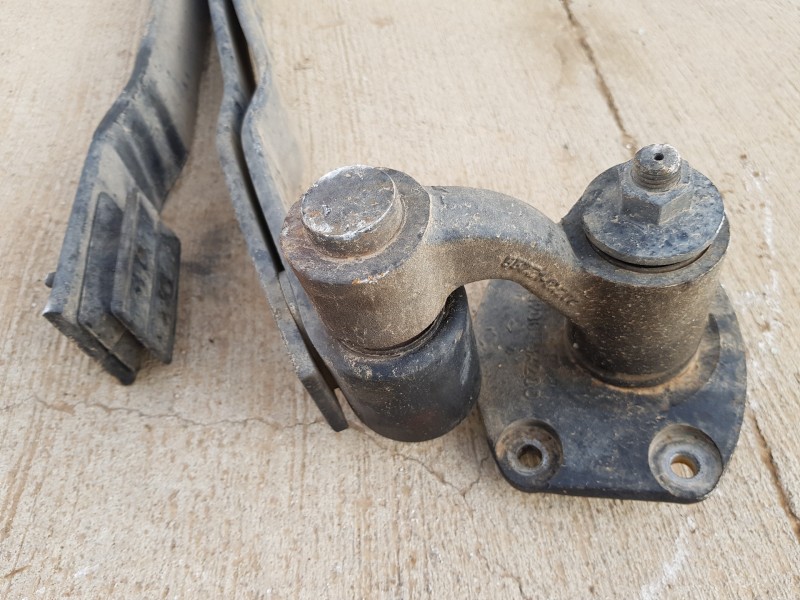 Recambio de ballesta trasera para nissan cabstar 01.04  tl 100.35 referencia OEM IAM 55200F3901 7485143192 552069X200 Recambio de ballesta trasera para nissan cabstar 01.04  tl 100.35 referencia OEM IAM 55200F3901 7485143192 552069X200