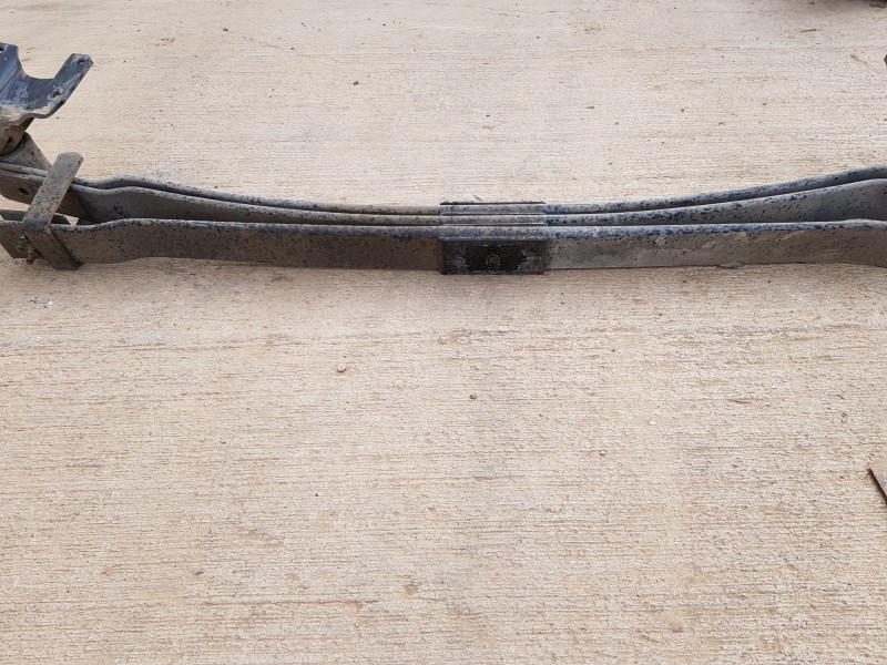 Recambio de ballesta trasera para nissan cabstar 01.04  tl 100.35 referencia OEM IAM 55200F3901 7485143192 552069X200 Recambio de ballesta trasera para nissan cabstar 01.04  tl 100.35 referencia OEM IAM 55200F3901 7485143192 552069X200