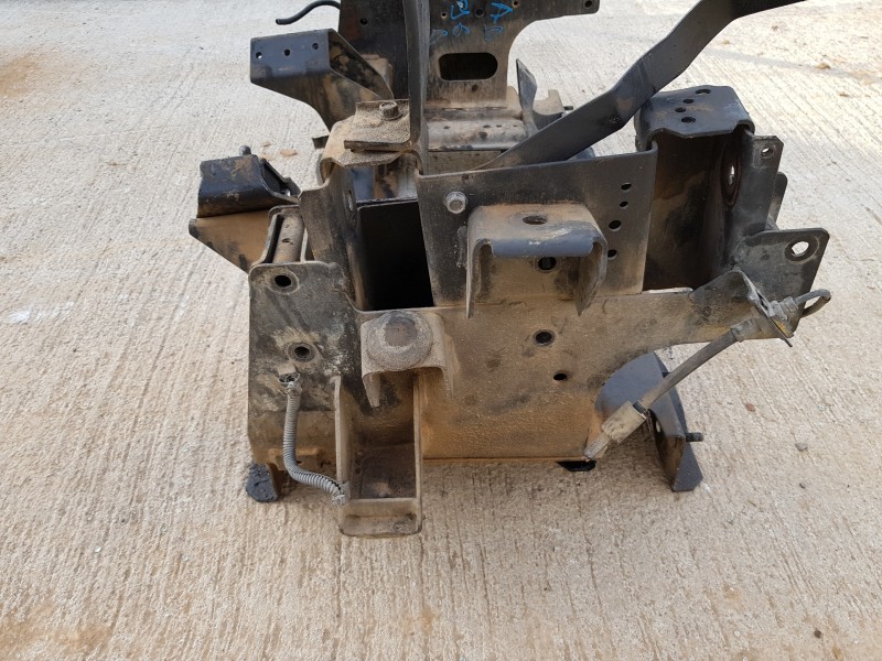 Recambio de puente delantero para renault maxity 130 dxi referencia OEM IAM 7485144436 540109X504 