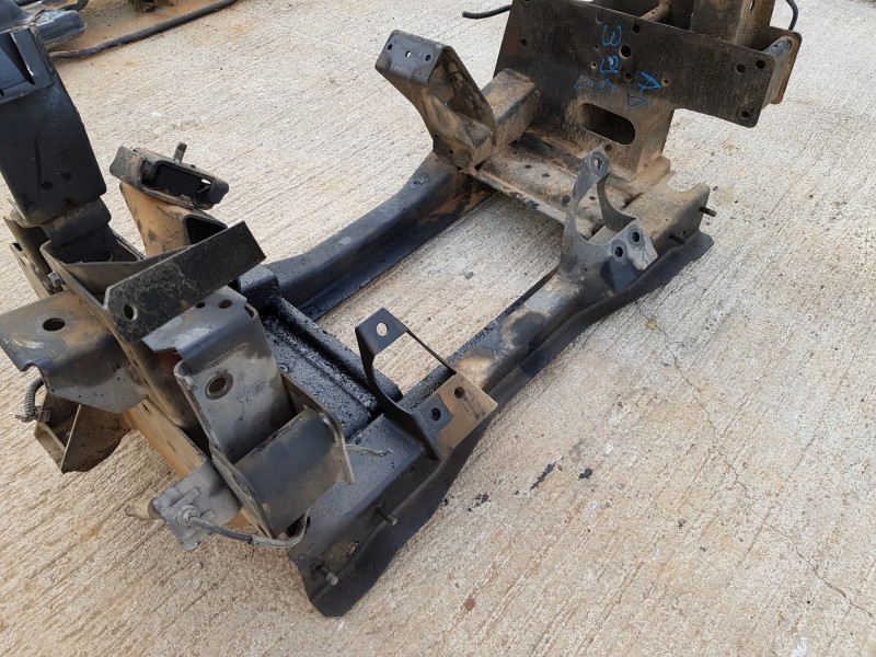 Recambio de puente delantero para renault maxity 130 dxi referencia OEM IAM 7485144436 540109X504 