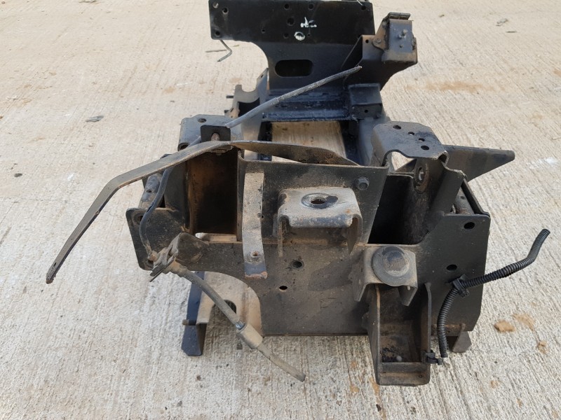 Recambio de puente delantero para renault maxity 130 dxi referencia OEM IAM 7485144436 540109X504 