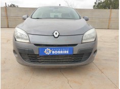 renault megane iii berlina 5 p del año 2008