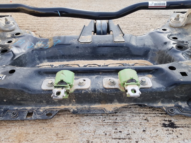 Recambio de puente delantero para renault megane iv berlina 5p fastback referencia OEM IAM 544013074R 546118564R  Recambio de puente delantero para renault megane iv berlina 5p fastback referencia OEM IAM 544013074R 546118564R