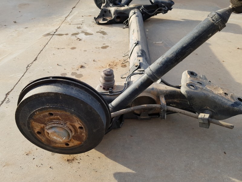 Recambio de puente trasero para peugeot 208 bluehdi referencia OEM IAM 1607197180   Recambio de puente trasero para peugeot 208 bluehdi referencia OEM IAM 1607197180