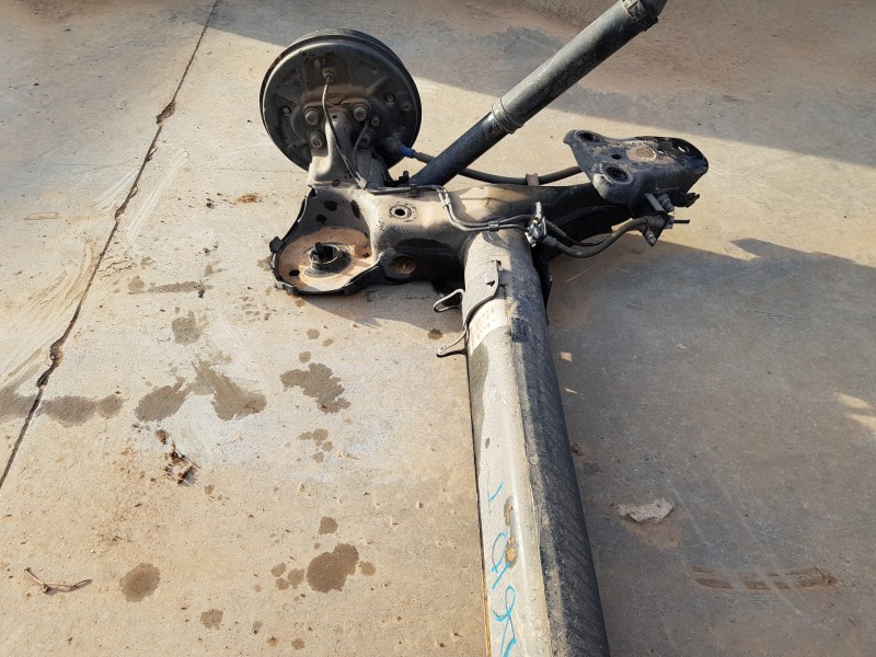 Recambio de puente trasero para peugeot 208 bluehdi referencia OEM IAM 1607197180   Recambio de puente trasero para peugeot 208 bluehdi referencia OEM IAM 1607197180