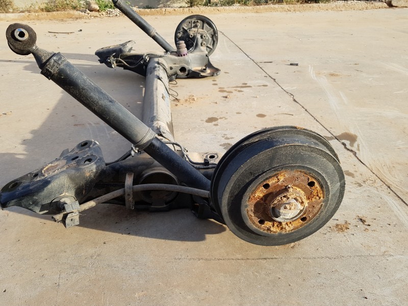 Recambio de puente trasero para peugeot 208 bluehdi referencia OEM IAM 1607197180   Recambio de puente trasero para peugeot 208 bluehdi referencia OEM IAM 1607197180