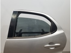 Recambio de puerta trasera izquierda para toyota yaris hybrid referencia OEM IAM 67004K0060   2