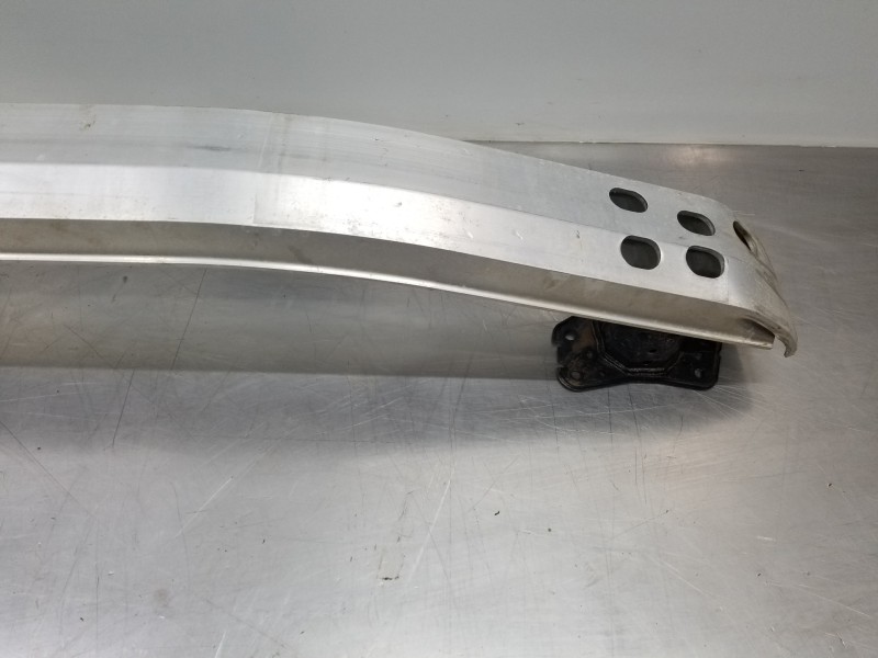 Recambio de refuerzo paragolpes trasero para lexus nx essence referencia OEM IAM 5217178010  