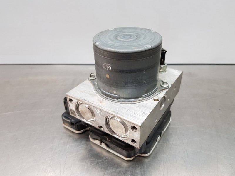 Recambio de abs para toyota yaris hybrid referencia OEM IAM 44540K0140 0265957020 0265291674