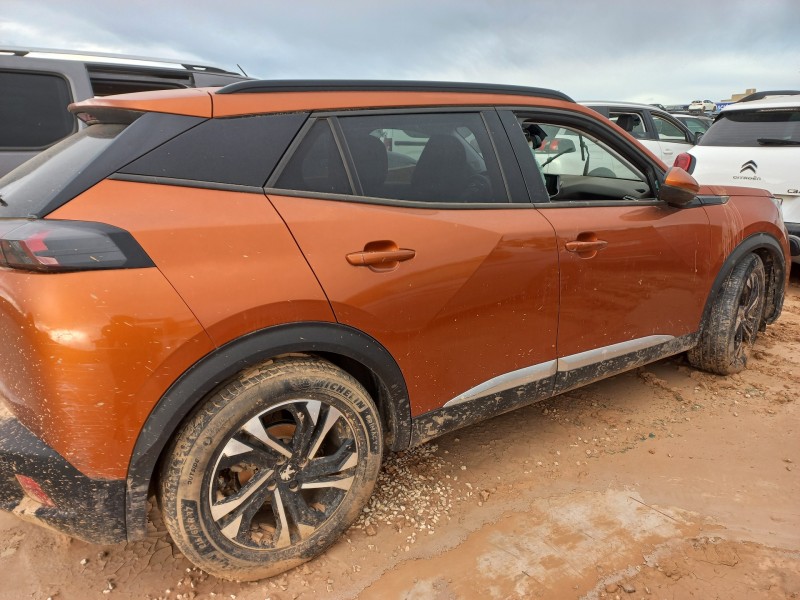 peugeot 2008 (p2) del año 2020