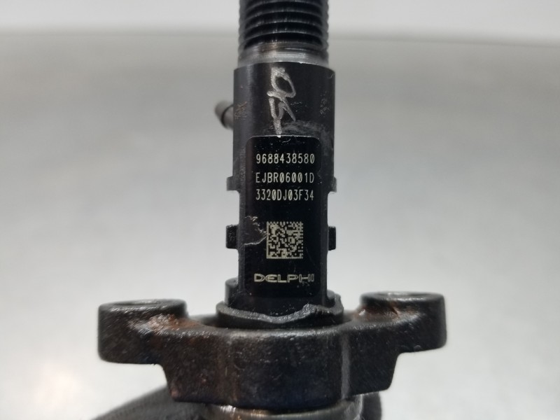 Recambio de inyector para citroen c5 station wagon break referencia OEM IAM 9688438580 EJBR06001D 