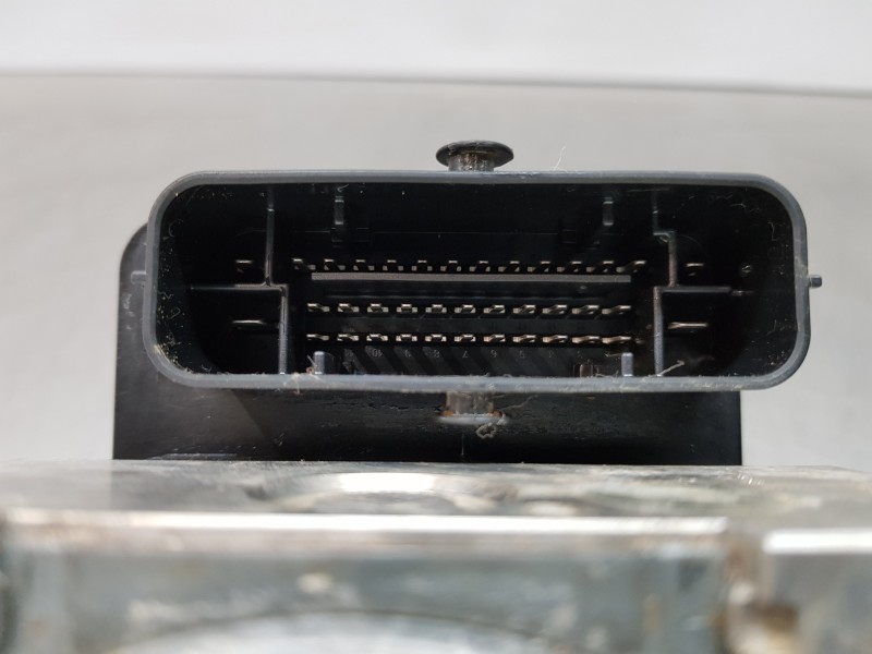 Recambio de abs para ford transit courier trend referencia OEM IAM JY162B373AA 10022011824 JY162C219AA Recambio de abs para ford transit courier trend referencia OEM IAM JY162B373AA 10022011824 JY162C219AA