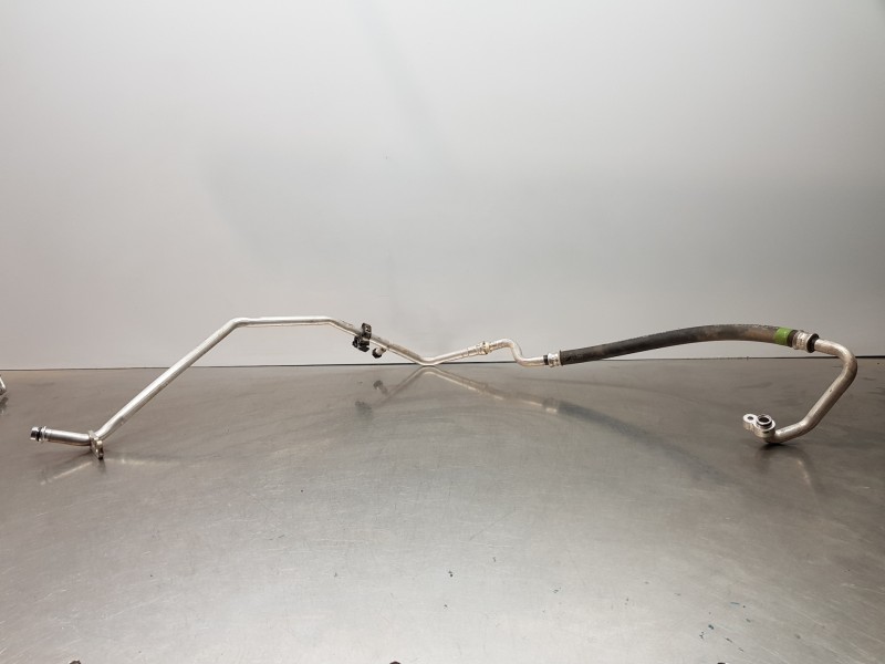 Recambio de tubos aire acondicionado para toyota yaris hybrid referencia OEM IAM 88707K0040  