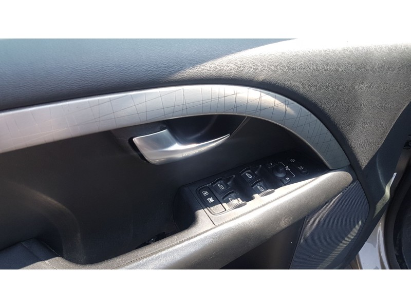 volvo xc70 del año 2007