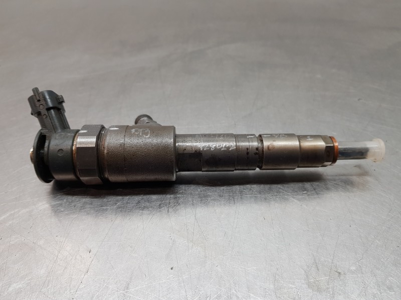 Recambio de inyector para ford transit courier trend referencia OEM IAM CV6Q9F593AA 0445110489  Recambio de inyector para ford transit courier trend referencia OEM IAM CV6Q9F593AA 0445110489