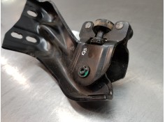 Recambio de soporte / guia puerta corredera para ford transit courier trend referencia OEM IAM 2441885 ET76A25029AH ET76A25029AG 2