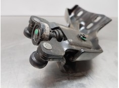 Recambio de soporte / guia puerta corredera para ford transit courier trend referencia OEM IAM 2441883 ET76A25028AH  2