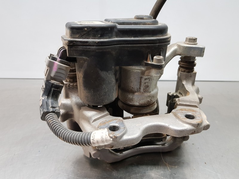 Recambio de pinza freno trasera izquierda para toyota yaris hybrid referencia OEM IAM 47850K0010 463100D010 