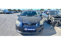 toyota auris del año 2007