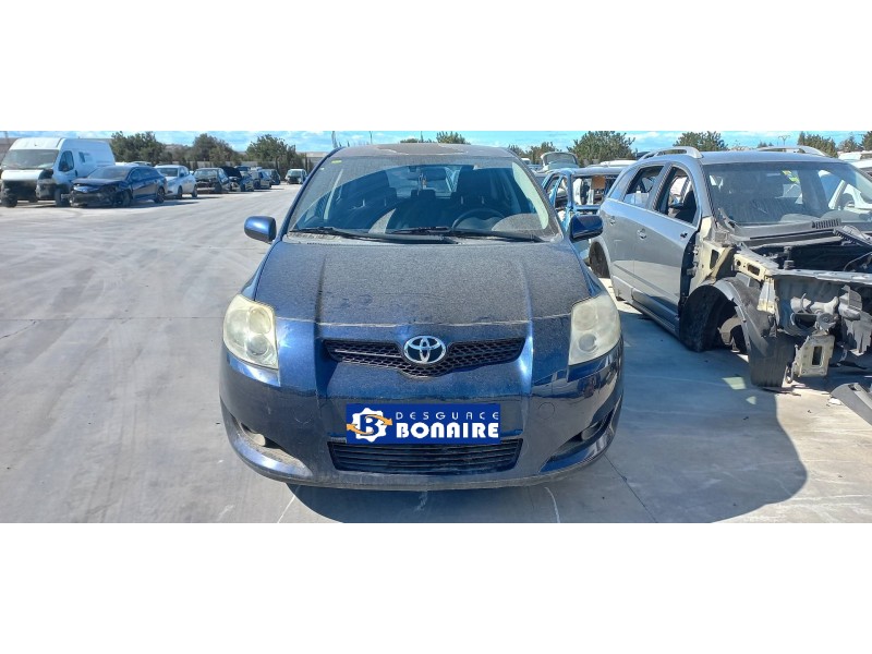 toyota auris del año 2007