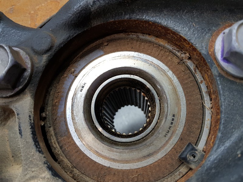 Recambio de mangueta delantera derecha para toyota yaris hybrid referencia OEM IAM 4321102410  