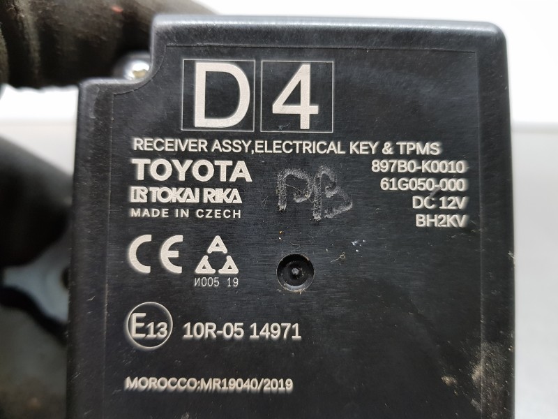 Recambio de modulo electronico para toyota yaris hybrid referencia OEM IAM 897B0K0010  
