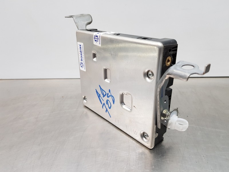 Recambio de modulo electronico para toyota yaris hybrid referencia OEM IAM 86740K0021 86741K0021 