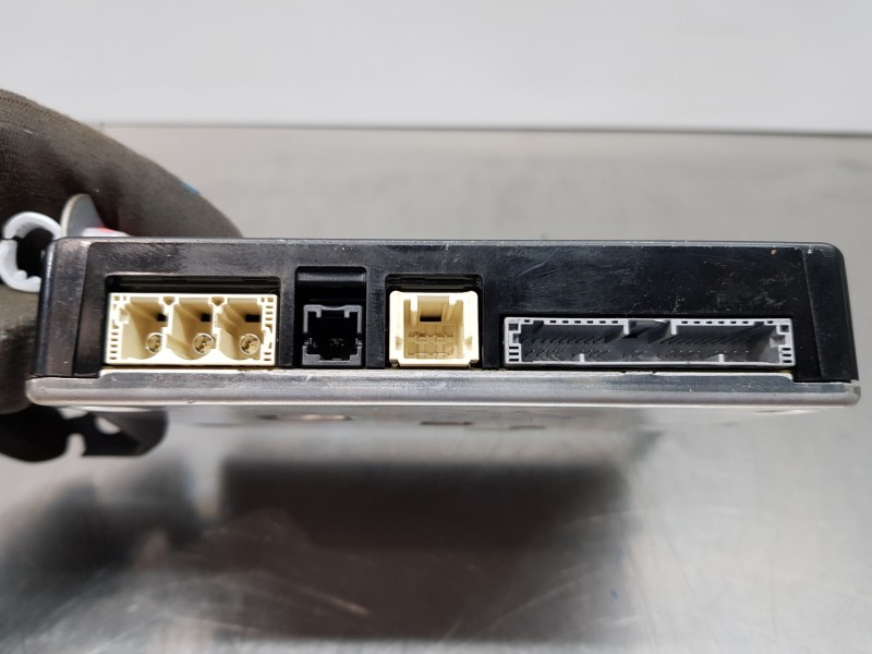 Recambio de modulo electronico para toyota yaris hybrid referencia OEM IAM 86740K0021 86741K0021 