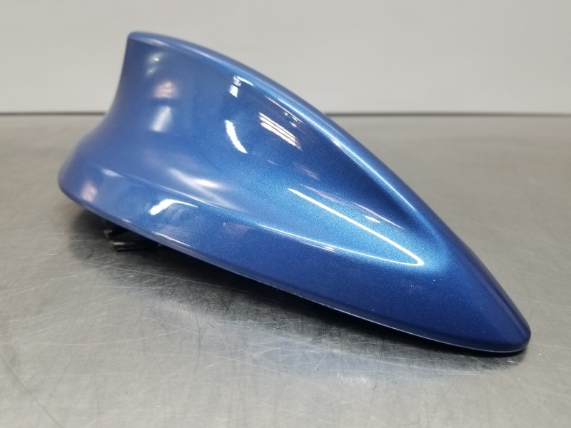 Recambio de antena para bmw serie 4 gran coupe (f36) x drive referencia OEM IAM 65208795962 9226896 9262259