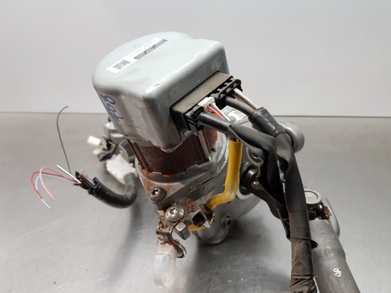 Recambio de columna direccion para toyota yaris hybrid referencia OEM IAM 4520A0D580 45250K0050 89650K0050