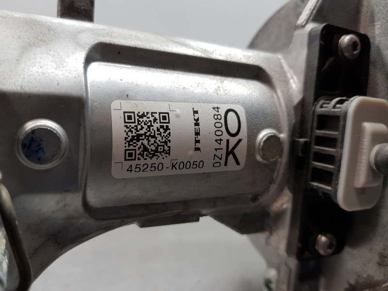 Recambio de columna direccion para toyota yaris hybrid referencia OEM IAM 4520A0D580 45250K0050 89650K0050