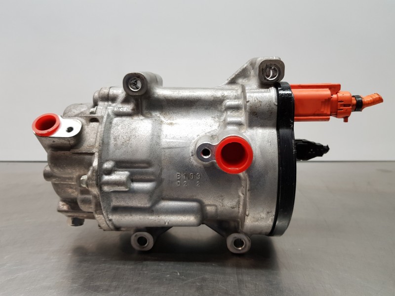 Recambio de compresor aire acondicionado para toyota yaris hybrid referencia OEM IAM 88370K0010 0424000740 