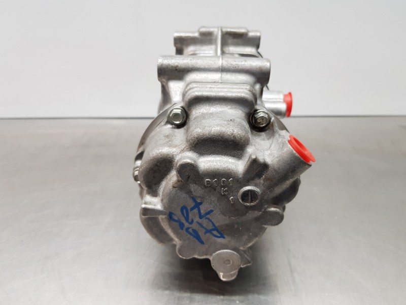 Recambio de compresor aire acondicionado para toyota yaris hybrid referencia OEM IAM 88370K0010 0424000740 