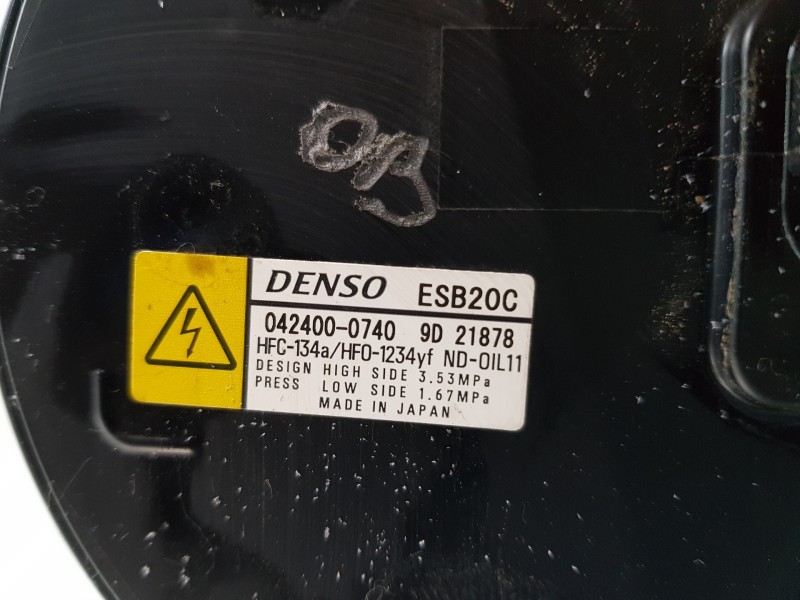 Recambio de compresor aire acondicionado para toyota yaris hybrid referencia OEM IAM 88370K0010 0424000740 