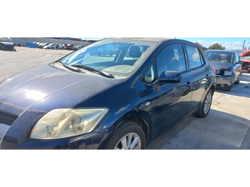 toyota auris del año 2007