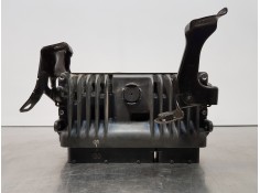 Recambio de centralita motor uce para toyota yaris hybrid referencia OEM IAM 89661K0080 MB2830000011 