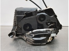 Recambio de cerradura puerta delantera derecha para toyota yaris hybrid referencia OEM IAM 69030K0040  