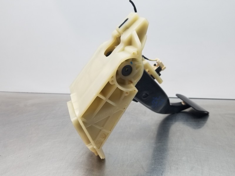 Recambio de pedal freno para bmw serie 4 gran coupe (f36) x drive referencia OEM IAM 35006860647 35316859639 