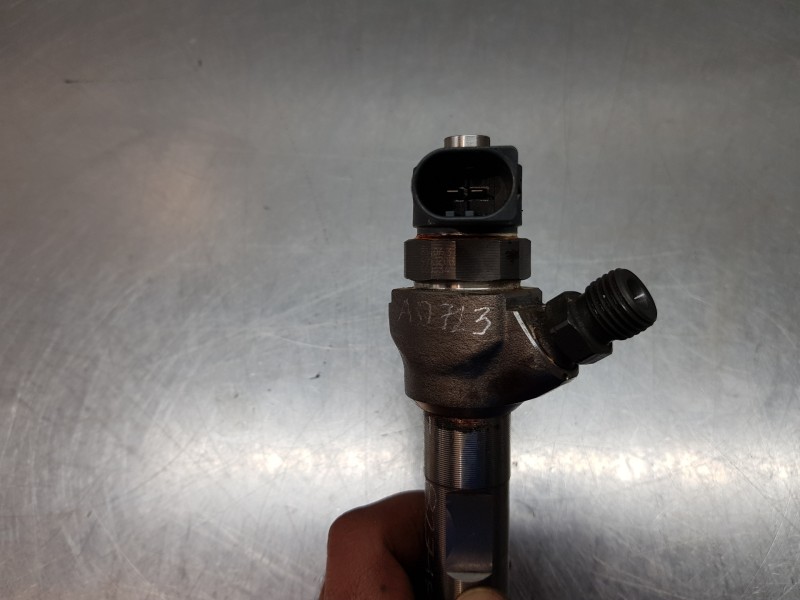 Recambio de inyector para seat leon st (5f8) style referencia OEM IAM 04L130277AC 0445110469 