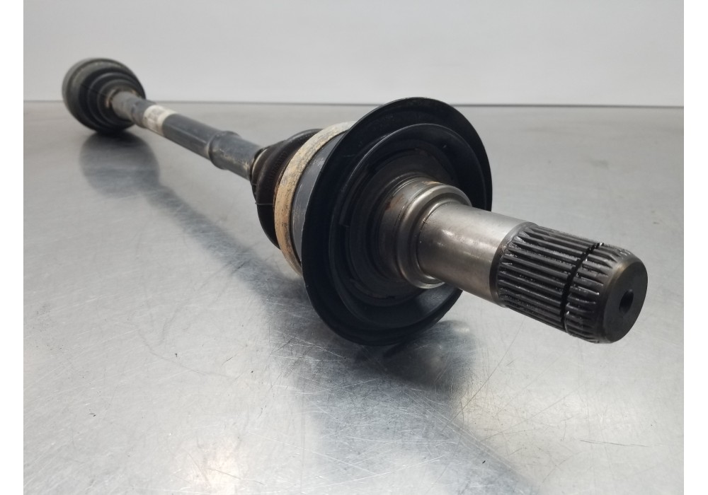 Recambio de transmision trasera derecha para bmw serie 4 gran coupe (f36) x drive referencia OEM IAM 33207597690 7597690 