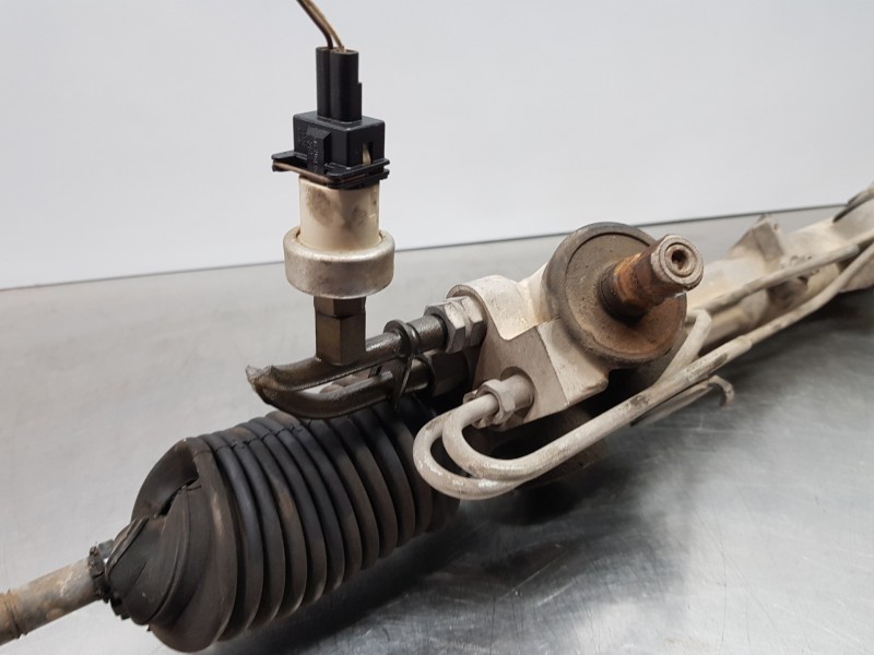 Recambio de cremallera direccion para ford ka (ccq) confort referencia OEM IAM 4373198 94FB3550AA 1S5C3200FA Recambio de cremallera direccion para ford ka (ccq) confort referencia OEM IAM 4373198 94FB3550AA 1S5C3200FA