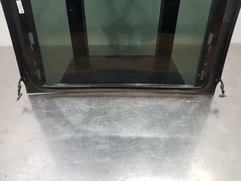 Recambio de techo para hyundai tucson tl referencia OEM IAM 81611D3000  