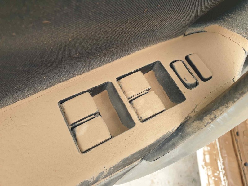 toyota auris del año 2014