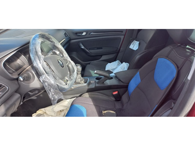 renault megane iv berlina 5p del año 2016