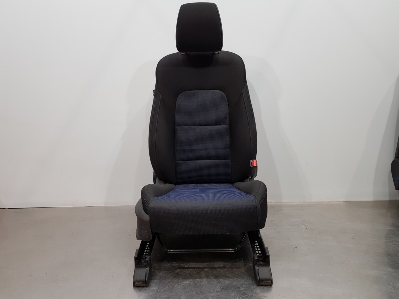 Recambio de juego asientos completo para hyundai tucson tl referencia OEM IAM 88300D7010T2C 88100D7010T2C 88400D7000T2C